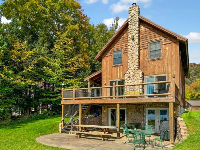 CUSTOM LODGE AND GUEST COTTAGE ON 4TH LAKE