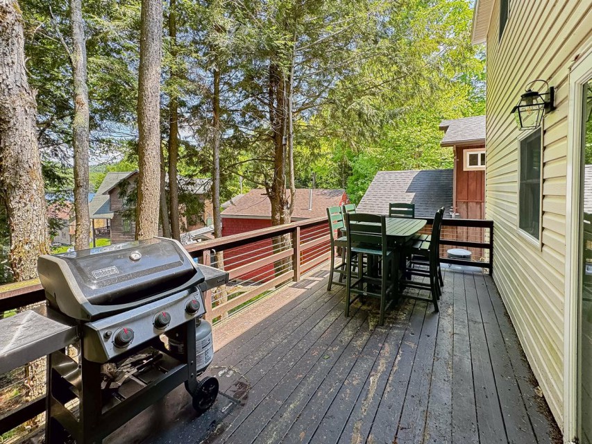 Shaded Deck Overlooking 4th Lake