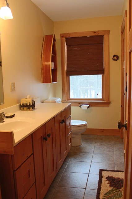 full bathroom on main level